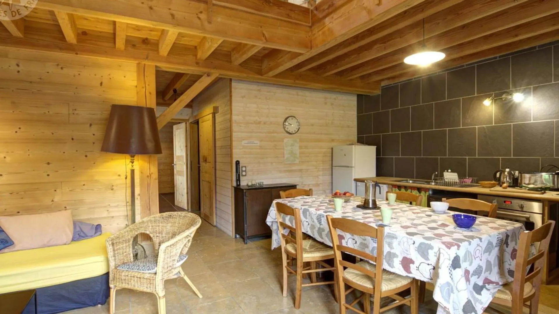 Holiday home Gite 3 Chambres Avec Terrasse, Jardin Et Equipements Bebe - Fr-1-496-190 Saint-Romain-d'Urfe