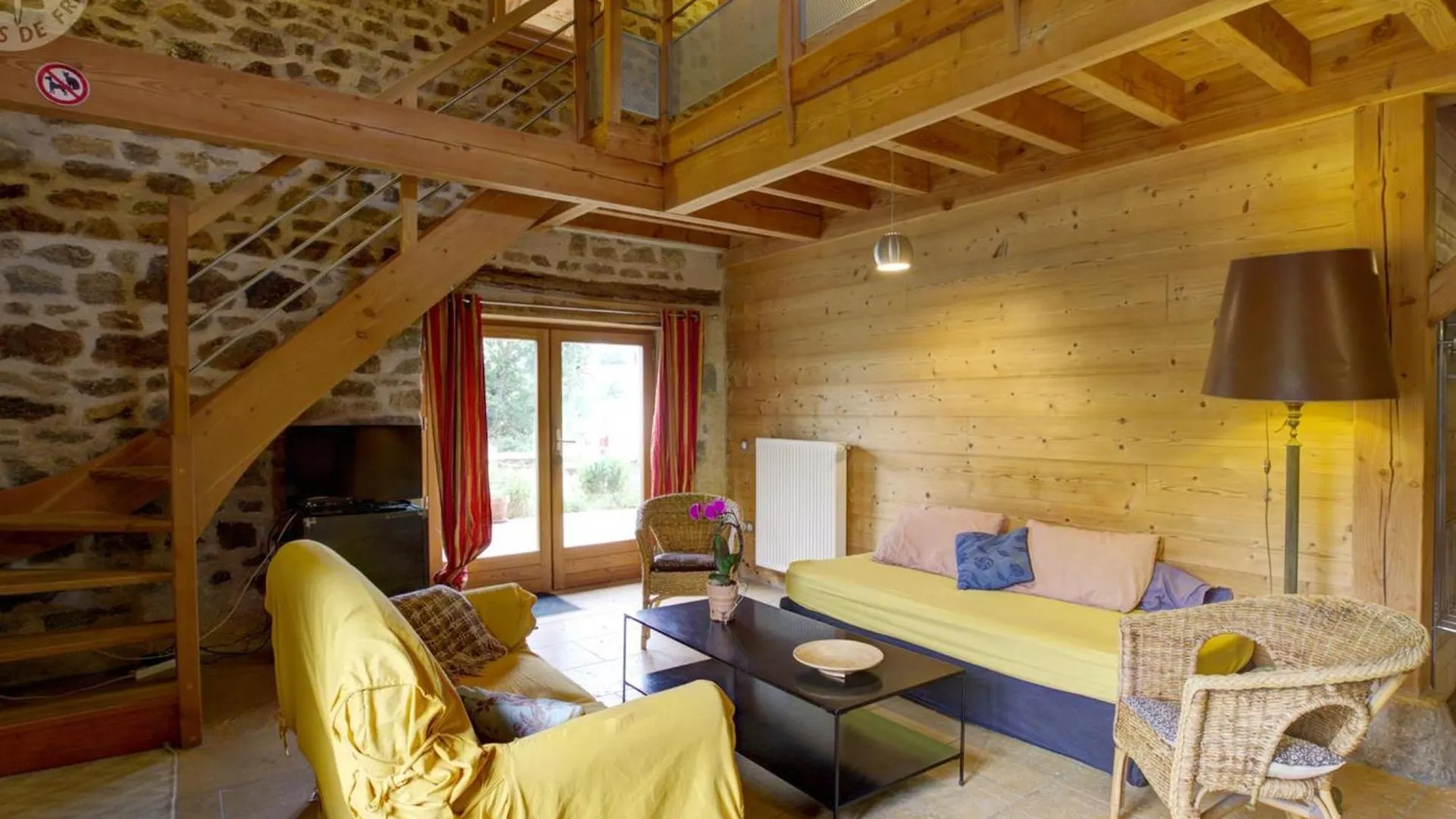 Gite 3 Chambres Avec Terrasse, Jardin Et Equipements Bebe - Fr-1-496-190 Saint-Romain-d'Urfe Holiday home