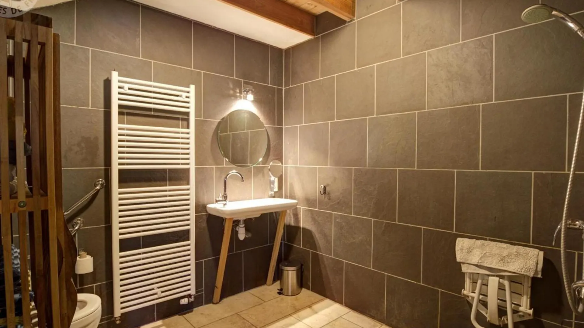 Gite 3 Chambres Avec Terrasse, Jardin Et Equipements Bebe - Fr-1-496-190 Saint-Romain-d'Urfe 0*,